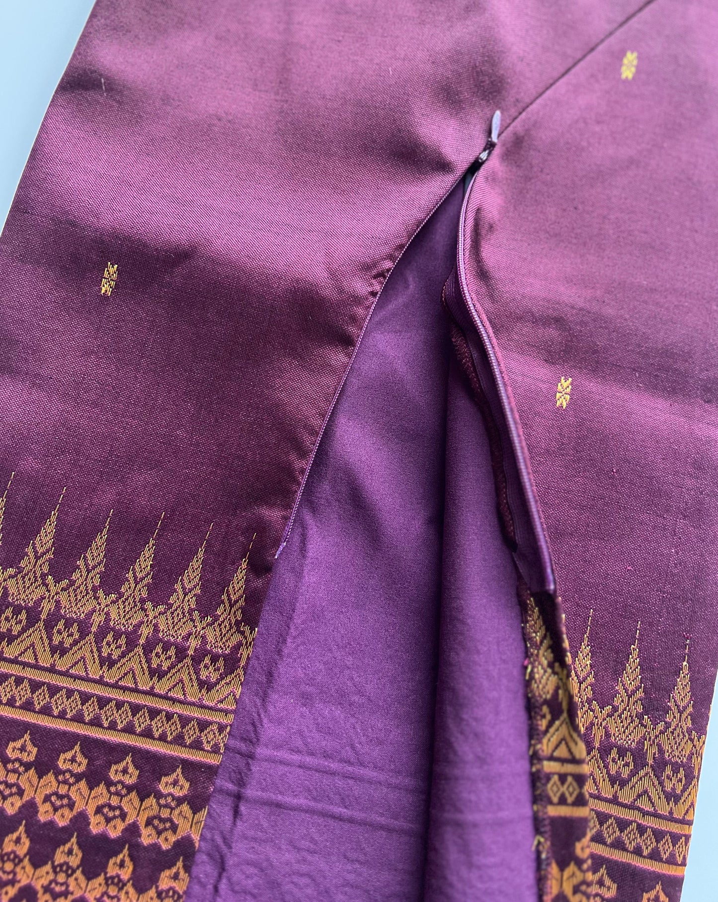 Khmergirlstravel Pencil Skirt || XL
