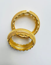 Load image into Gallery viewer, Bangle Bracelet (Gold)

